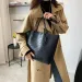 Schuhbeutel aus PU-Leder für trendige Designerin Fem Fi Wallet Wenfei Handtasche Y241026_voghion.com
