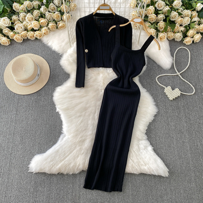 Women’s Clothing Fashionable Temperament V Neck Long Sleeved Knitted Cardigan Short Jacket Striped Waist Slimming Suspender Dress Suit_voghion.com