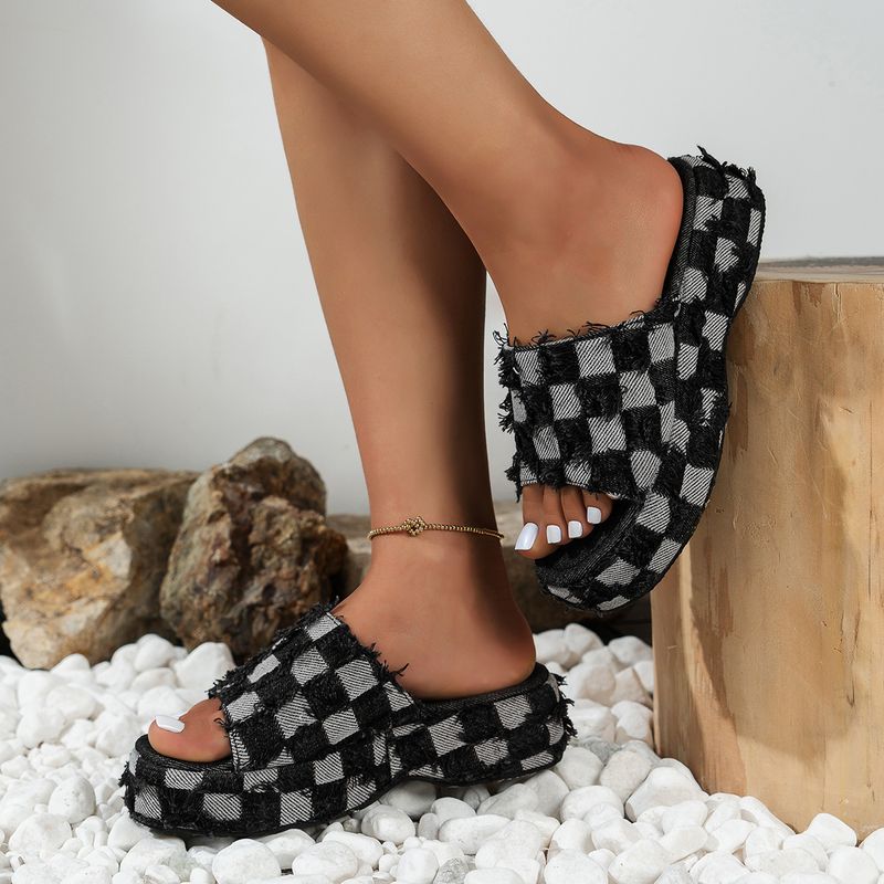 Outer size large size ladies thick bottom denim sandals and slippers casual and comfortable fish mouth sandals European and American style_voghion.com