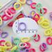Barntillbehör Engångshår för flickor Liten hårring Gummiband Hög elastisk godisfärgad liten sömlös handduksring Hårring_voghion.com