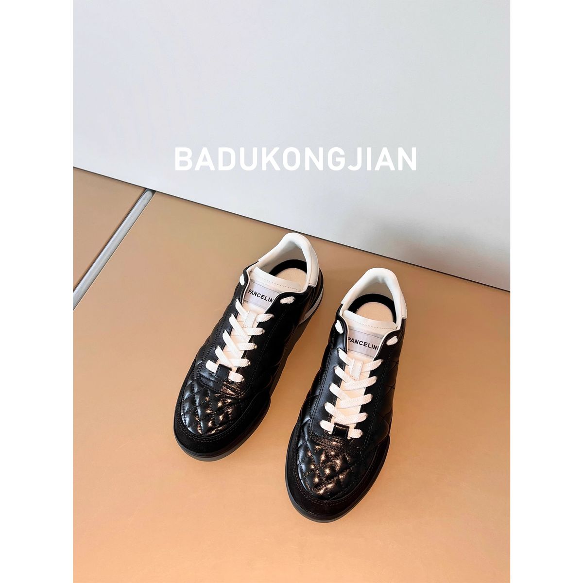 Artículo muy recomendable. No se pueden quitar una vez puestas. Zapatillas de tenis clásicas con cordones, informales, de entrenamiento alemán para mujer, talla 24S._voghion.com