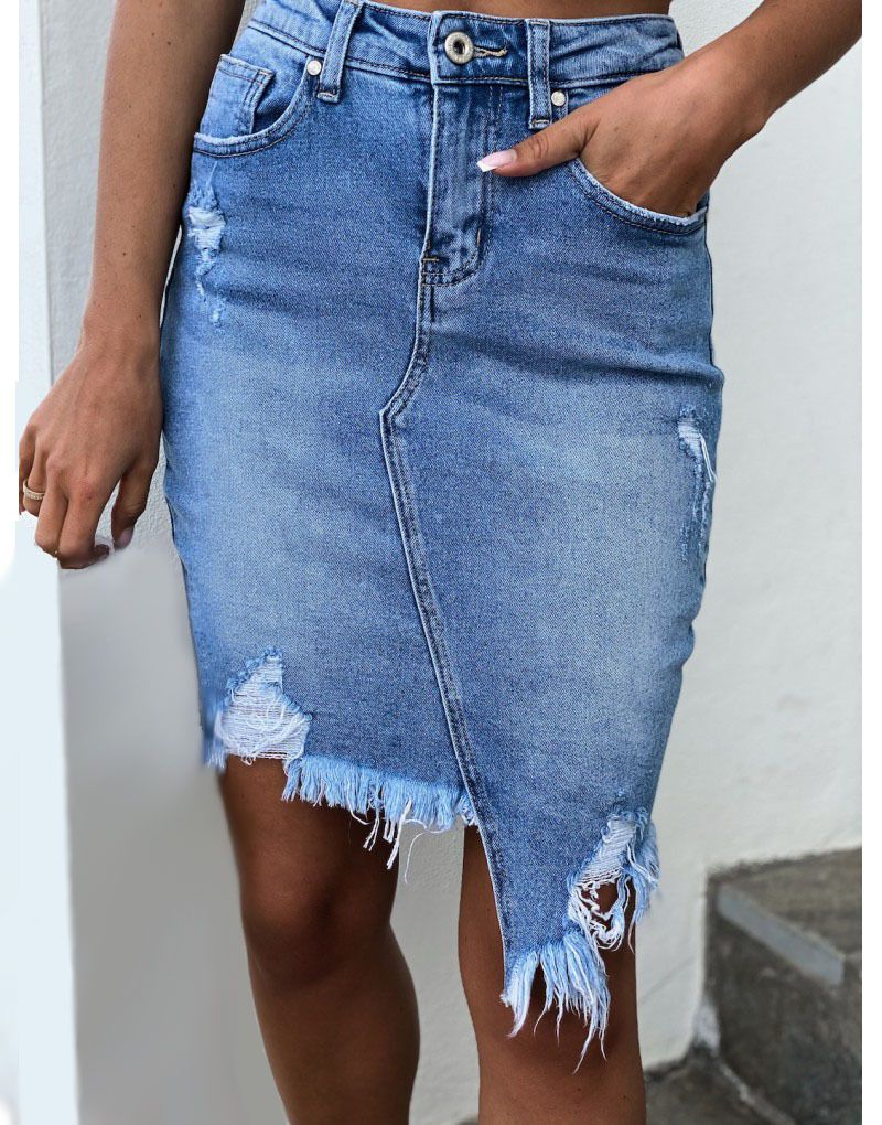Gonna in denim con fianchi avvolti e strappati irregolari da donna_voghion.com