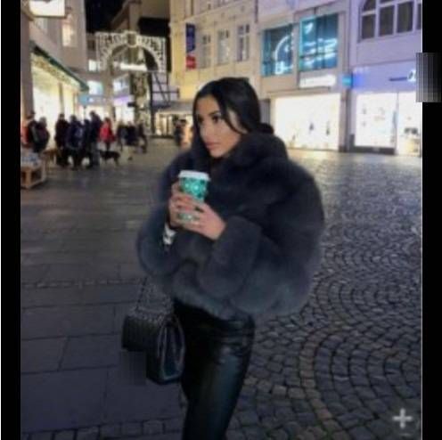 Elegante giacca corta in pelliccia sintetica – Cappotto da donna con finiture in pelle vegana (S-XXL, oltre 20 colori, tessuto testurizzato di lusso)_voghion.com