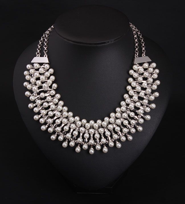 Braccialetto largo elastico in metallo con perle esagerate, accessori moda da donna_voghion.com