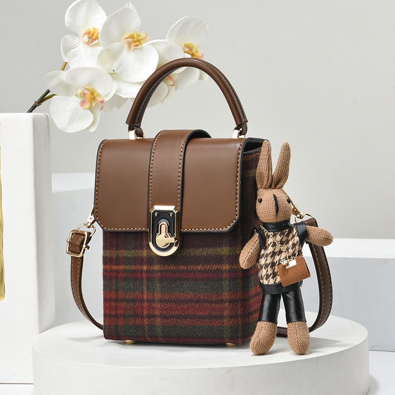 Bolso de tweed a rayas para mujer, nueva moda de otoño e invierno, bolso cuadrado pequeño de un solo hombro, bolso cruzado de alta gama para teléfono móvil_voghion.com