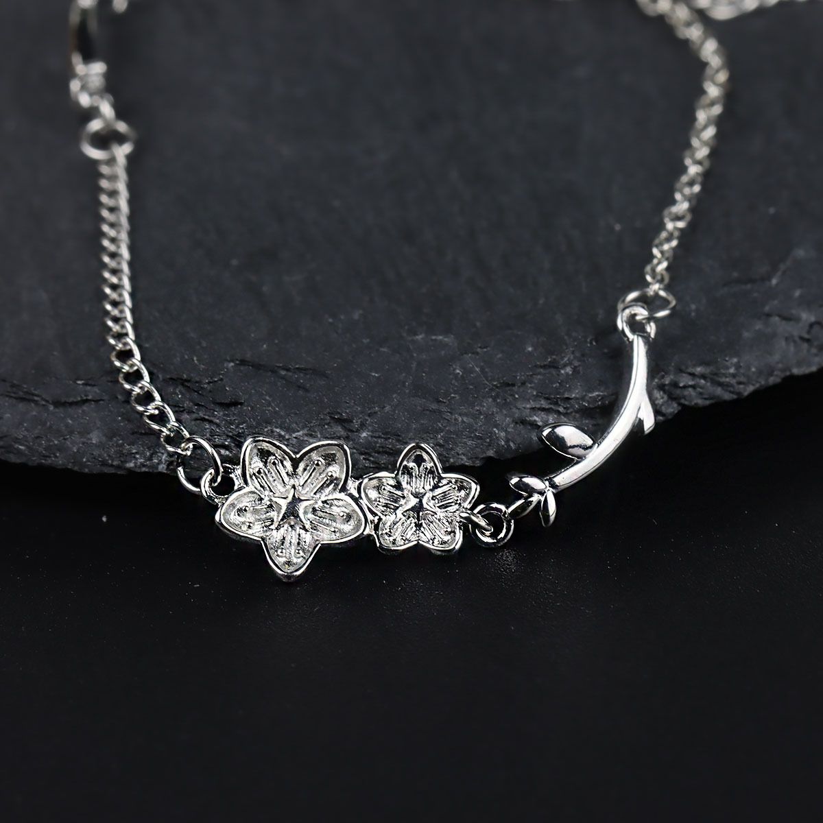 Bracelet chaîne cubaine unisexe en argent, accessoire de mode créatif et simple, motif myosotis, pour couple_voghion.com