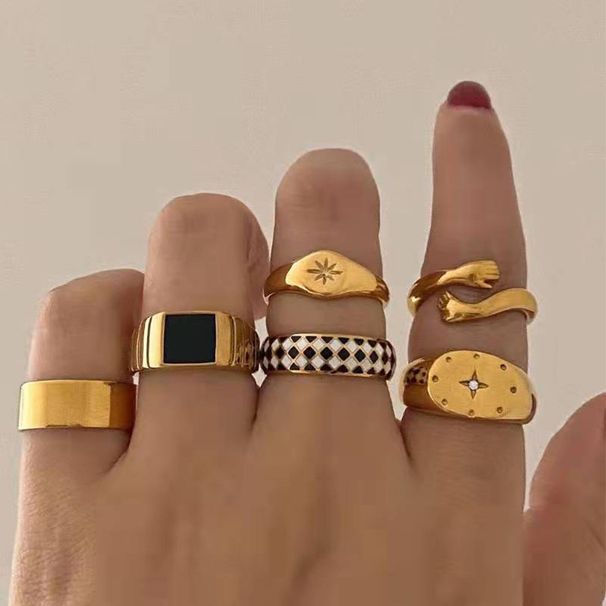 High-Quality Jewelry Gold-Plated Alloy Ring Set Niche Design Stackable Ins Style Rings For Women_voghion.com