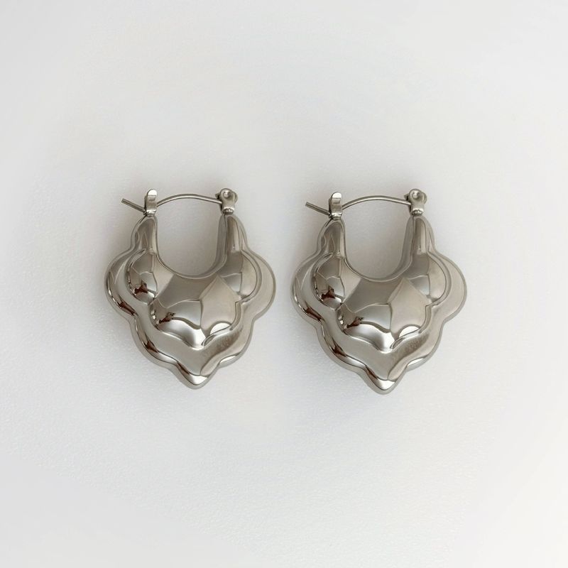 Hot Selling Real Gold Electroplated Titanium Steel Vintage Polished Cloud Gold And Silver Earrings_voghion.com