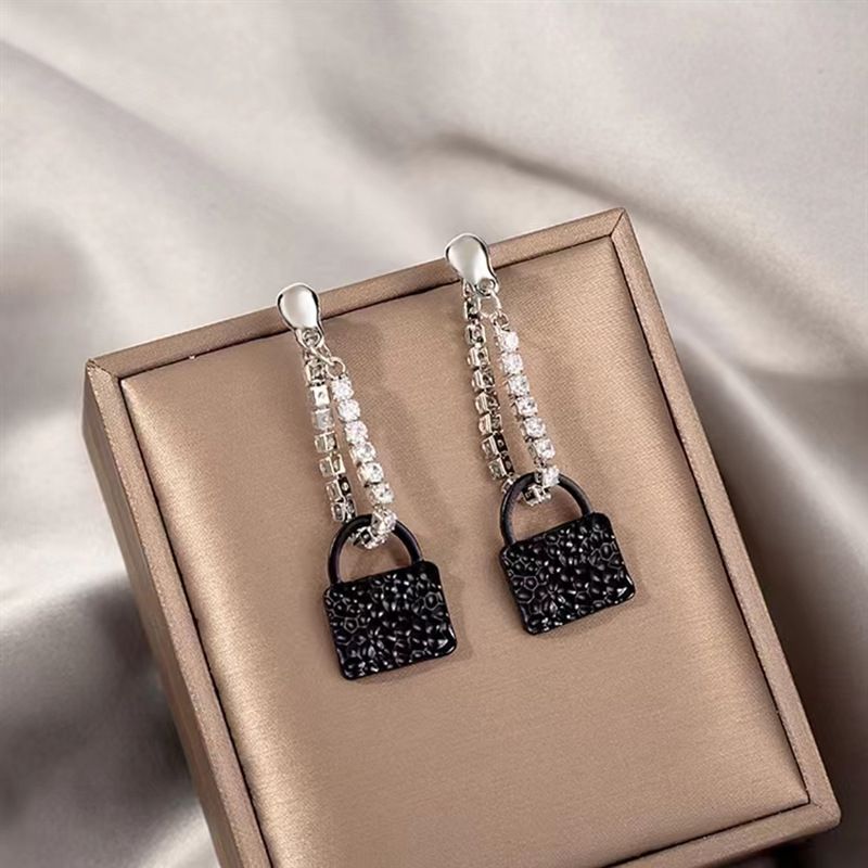 Women's Earrings Light luxury senior sense flash diamond black handbag earrings ins personality temperament earrings female cold wind niche earrings_voghion.com