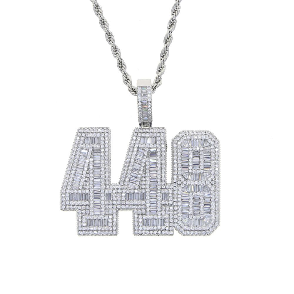 Collana con ciondolo hip hop in stile punk da uomo con dettagli in diamanti, numero 448, catena intrecciata placcata in argento/oro, lunghezza 61 cm_voghion.com