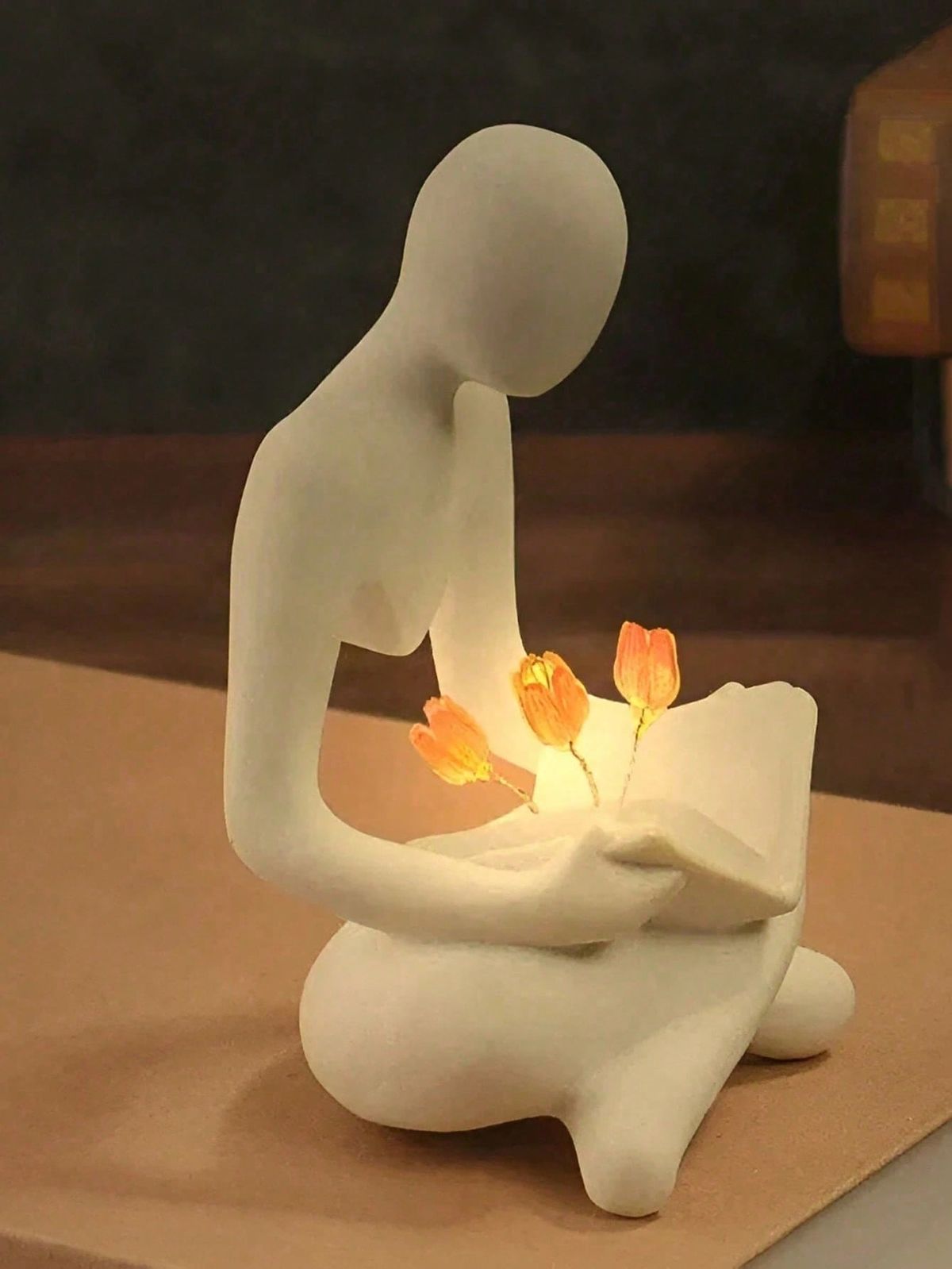 1 statua in resina a forma di tulipano, decorazione notturna, moderna e minimalista, decorazione per la casa, ornamento creativo astratto, regalo di compleanno._voghion.com