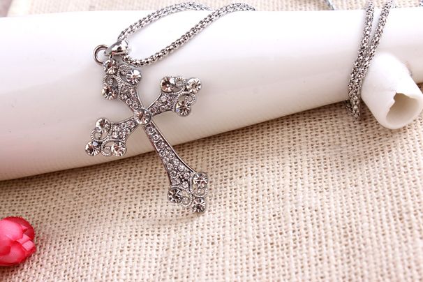 Nuova collana lunga da donna con catena di cristallo, versatile e alla moda, con catena pendente completa_voghion.com