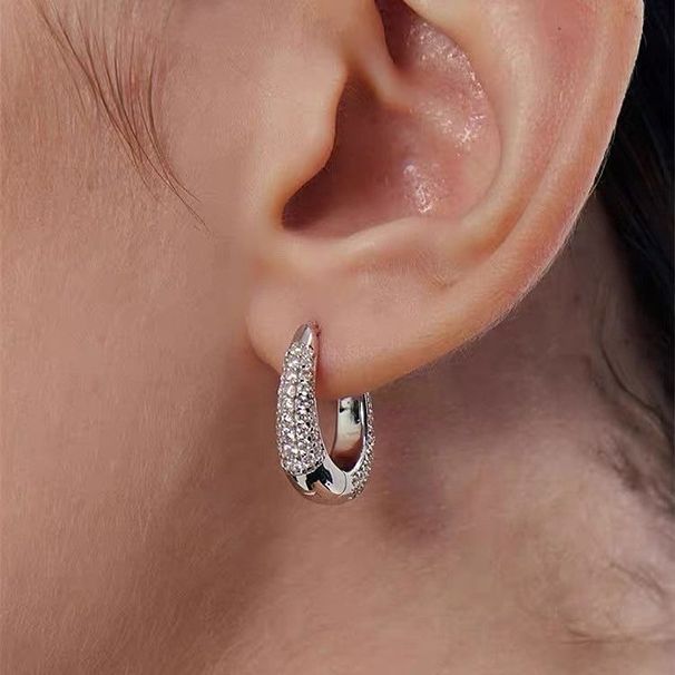 Pavé kõrvarõngad Originaalse disainiga, elegantsed ja luksuslikud kõrvarõngad_voghion.com