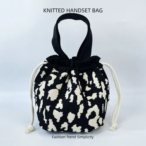 Knitted Water Bucket With Cute Cartoon Pattern, Casual And Versatile Drawstring Handbag, Armpit Bag, Bento Lunch Bag_voghion.com