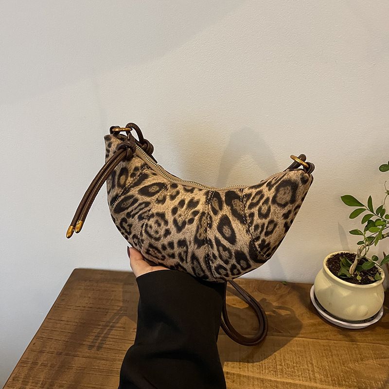 Women's autumn and winter niche suede bag women's 2024 new all match crossbody dumpling bag leopard print croissant_voghion.com