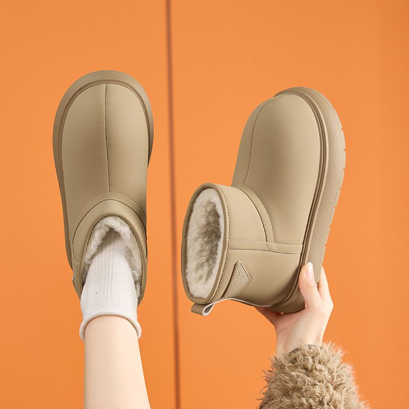 2024 kışında kadınlar için deri kaplı Kapibala kar, çok yönlü orta taban tasarımı ve sıcak büyük ayak parmağı ekmeği ile_voghion.com