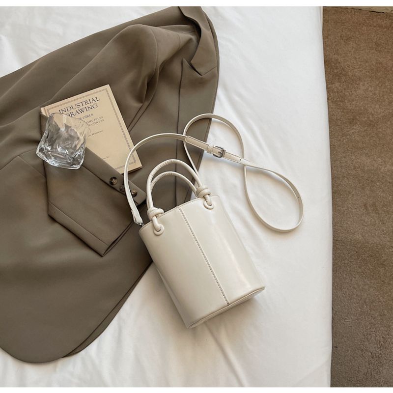 Women's Bucket Bag Stylish Silver Spice Single Shoulder Crossbody Bag With Retro Texture Carrying Bucket Bag_voghion.com