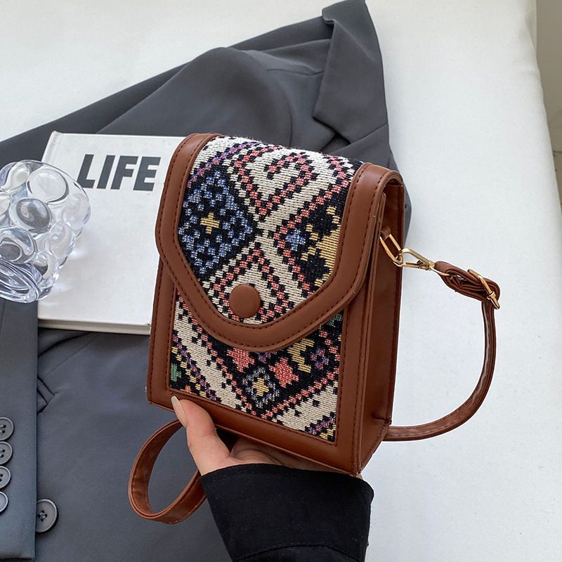 Borsa a tracolla piccola versatile alla moda per donna, modello 2025, in stile etnico di alta qualità_voghion.com