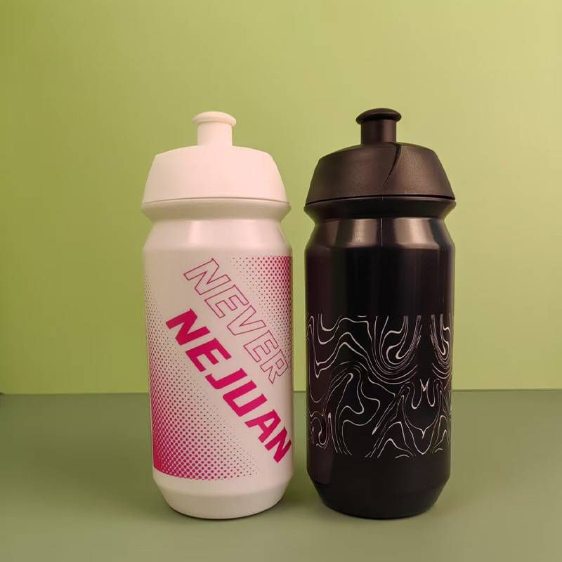 Travel Cycling Water Cup Women Fitness koos õlgedega spordi veepudeli pigistamisega jalgratta veepudel_voghion.com