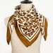 Schal aus 100 % Maulbeerseide – Sommer 2025, quadratischer Schal aus Twill mit Leopardenmuster, leicht und atmungsaktiv_voghion.com