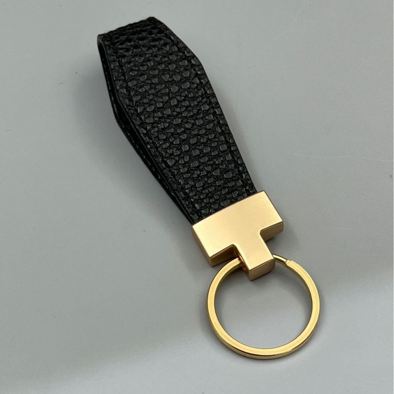 Porte-clés de voiture simple et léger haut de gamme 2023, cadeau créatif à suspendre en corde pour couple, porte-clés en cuir_voghion.com