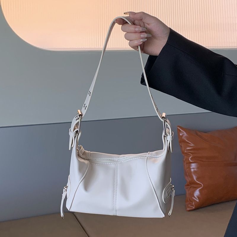 Borsa a tracolla in pelle con cerniera, design di nicchia per ragazze alla moda, borsa da ascella, nuovo modello 2025_voghion.com