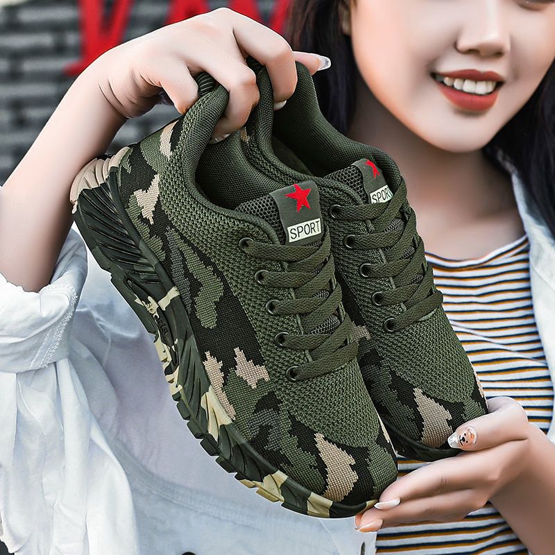 Camouflageschoenen heren en dames dezelfde zomer outdoor wandelschoenen studenten vliegen geweven ademende bevrijdingsschoenen_voghion.com