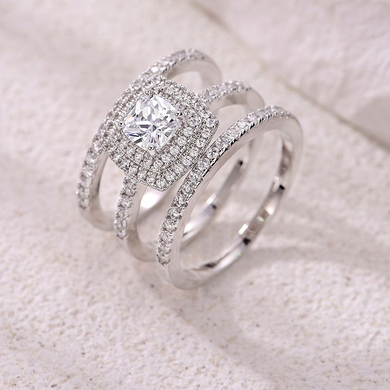 Ensemble de bagues pour femme en oxyde de zirconium - 3 bagues géométriques empilables en cuivre plaqué rhodium, motifs tendance cœur/carré/larme/ovale_voghion.com