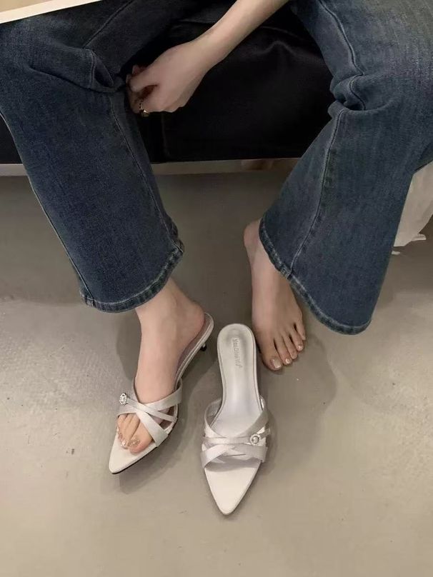 French Gentle Evening 2025 Spring New One Word Water Diamond Fine Heel Fairy Style Dew Toe Pointed Back Air Temperament_voghion.com