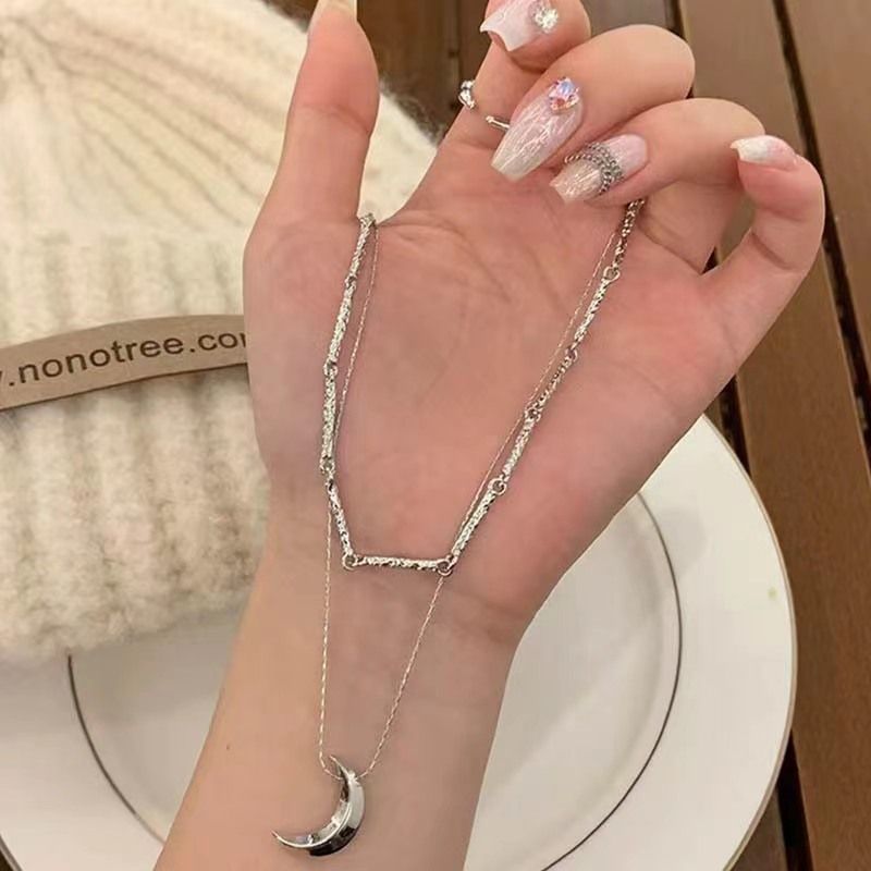 Sweet, Cool, Cold Wind, Double Layer Moon Necklace, Light Luxury, High End, Small And Unique, Clavicle Spicy Girl,_voghion.com