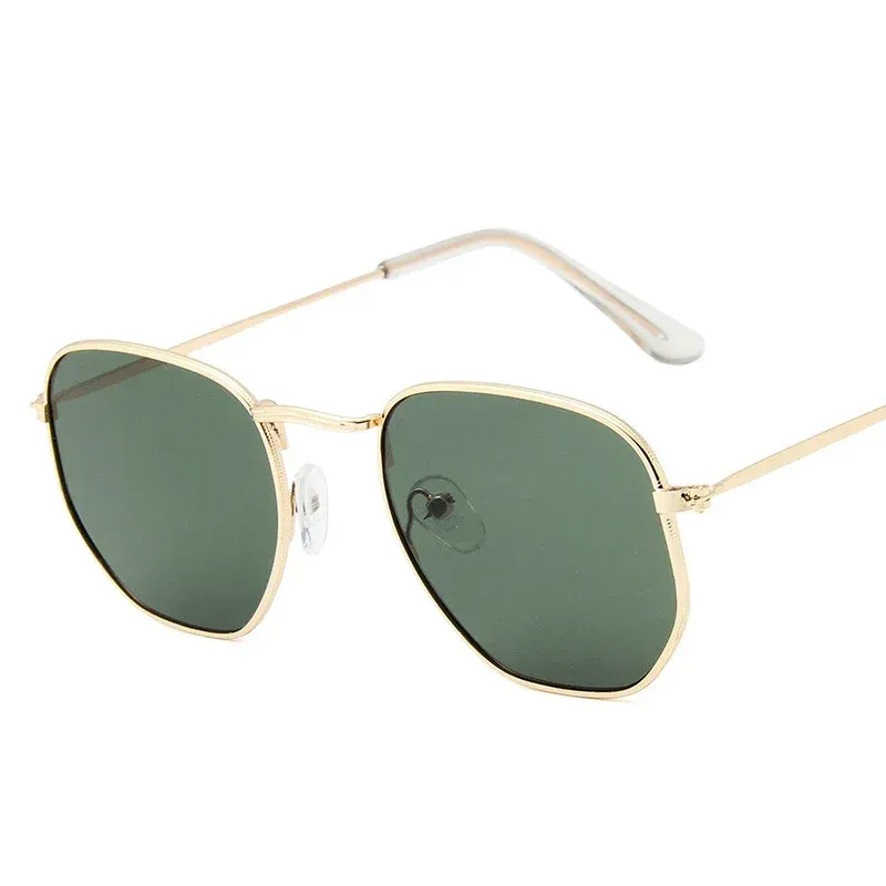 Óculos de sol da moda femininos espelhados retrô sol feminino preto óculos UV400 AC armação quadrada óculos vintage vidro_voghion.com