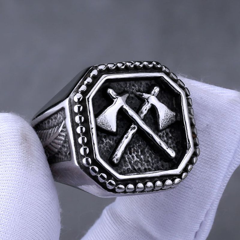 Anello alla moda hip-hop da uomo in acciaio al titanio con doppia ascia nordica_voghion.com