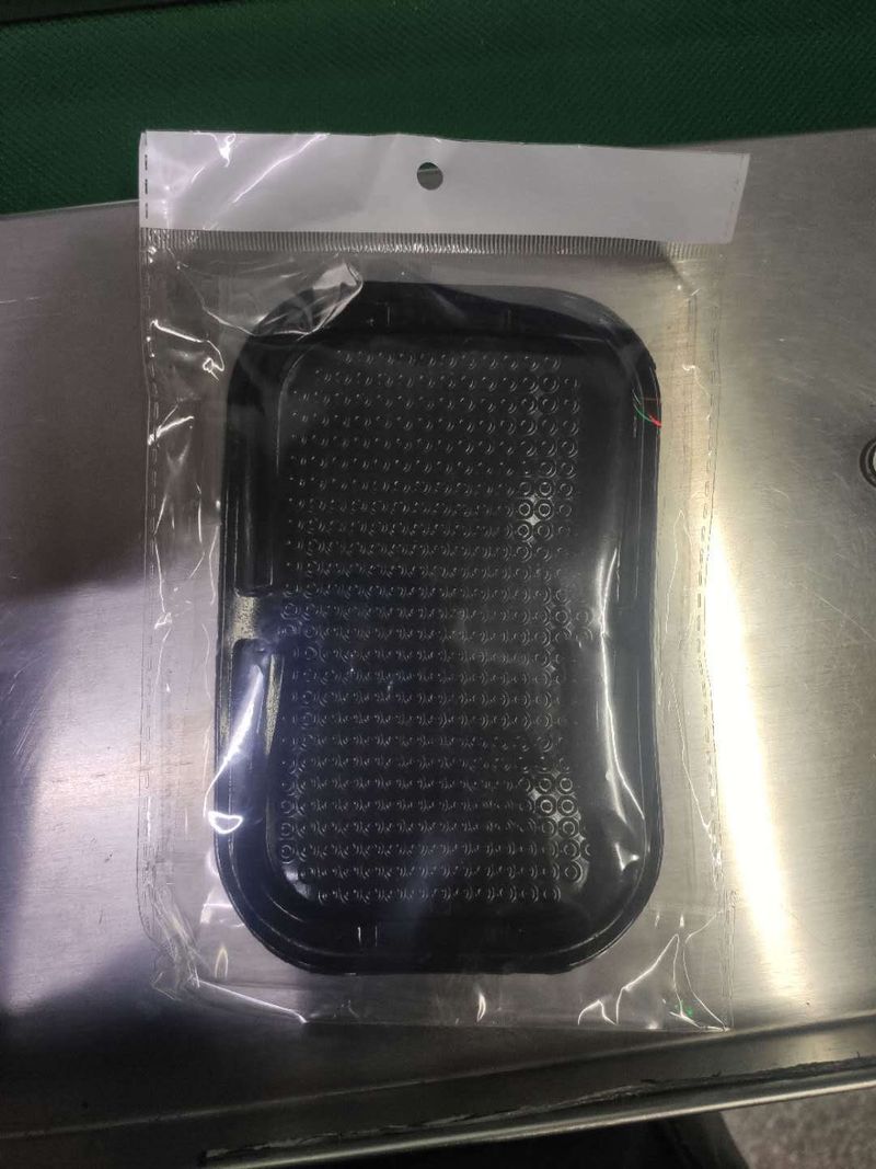 Multi functional mobile phone car navigation pad,   iPhone anti slip pad_voghion.com