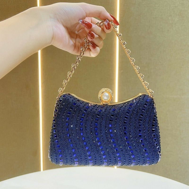 Bohemian-style English Print Bucket Bag, Linen Material, Cross-border Vacation-themed Crossbody Bag_voghion.com