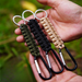 Portachiavi intrecciato fatto a mano con moschettone in paracord a sette fili, per escursionismo, campeggio, picnic e sopravvivenza_voghion.com