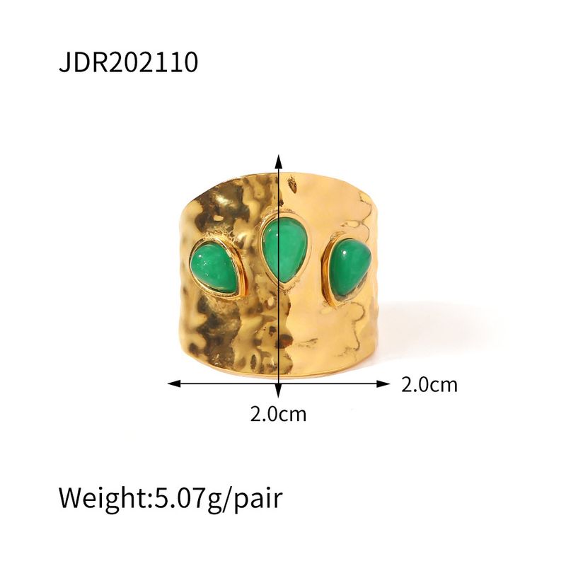 Instagram Französisches Nischendesign aus Titan mit drei unregelmäßigen grünen Natursteinen, übertriebener Ring, Edelstahlring_voghion.com