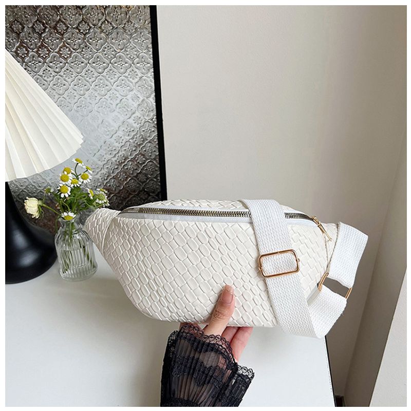 Sports Chest Bag Instagram Small Bag Women's Fashion Waist Pack Trend Wide Shoulder Strap Crossbody Bag Chest Bag_voghion.com