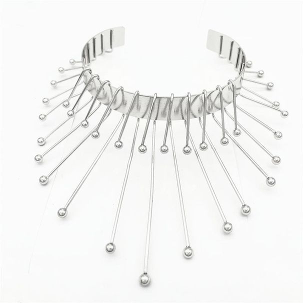 Collana girocollo esagerata con fiore punk_voghion.com