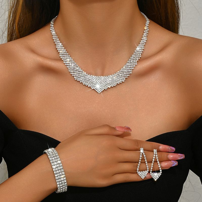 Women’s Jewelry Set Fashion Jewelry Set Fashion Earrings Necklace Set Geometric Claw Chain Bracelet Bridal Chaos Birthday Party Gift_voghion.com