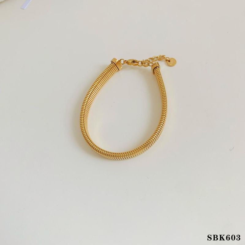 Ensemble de bracelets empilables pour femmes, combinaison en acier inoxydable, exquis, diamant, large bracelet en maille, chaîne d'amour, ensemble polyvalent_voghion.com
