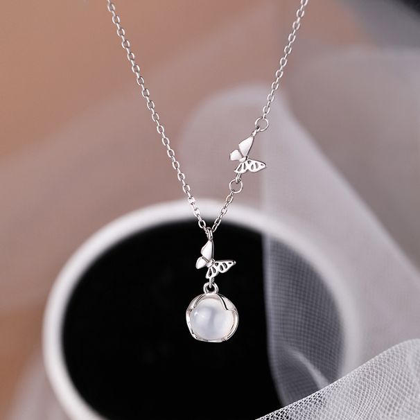 Collana a farfalla in argento puro S999 per donna | Ciondolo unico in calcedonio bianco rotondo | Catena per clavicola di alta qualità_voghion.com