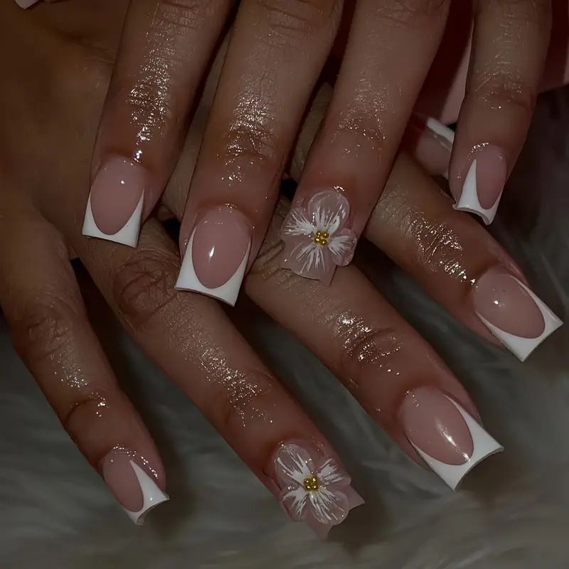 False Nails Wearable Nails With Sweet And Cool New Technology Flower Flashing Contrast Color Detachable High End Short Square_voghion.com