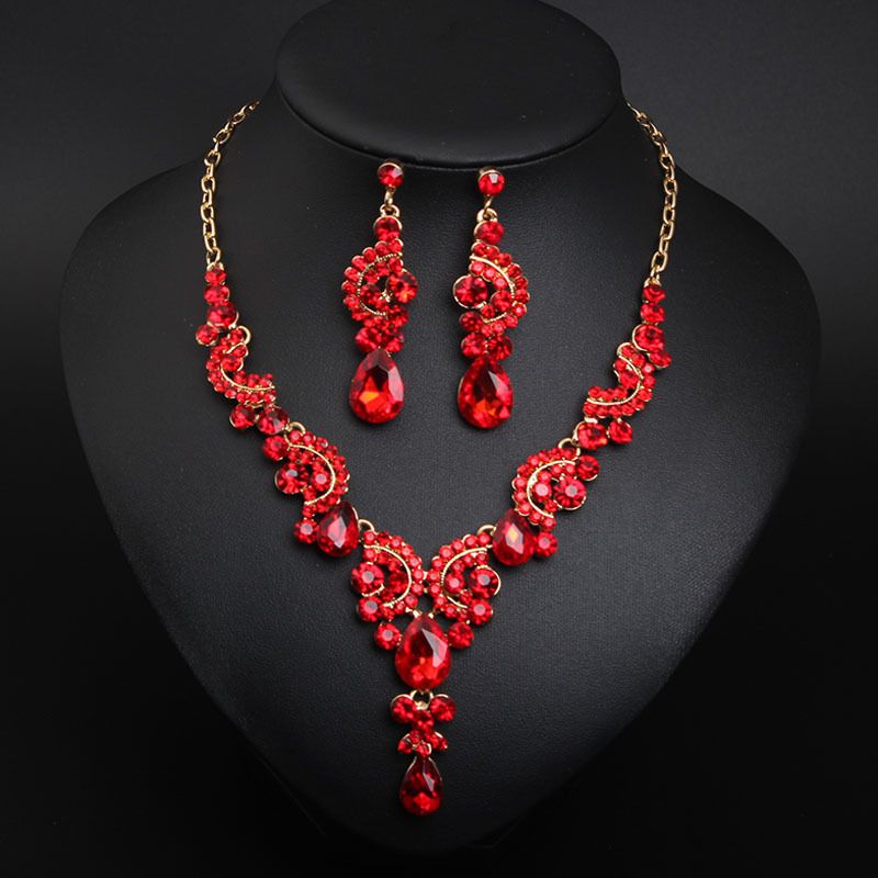 Europe and the United States light luxury crystal simple gemstone necklace earrings set dress bride female accessories_voghion.com