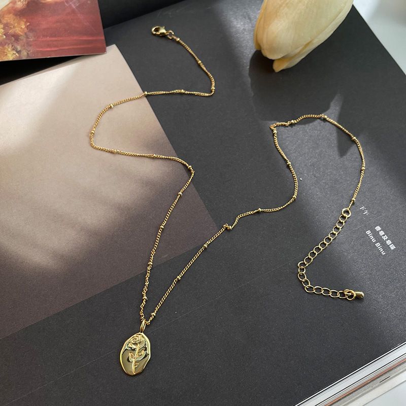 Γαλλικό νέο ρετρό πόρπη μαργαριτάρι γλυκού νερού κολιέ τριαντάφυλλο λουλούδι κολιέ ευέλικτο στοίβαγμα μόδας απλή αλυσίδα κλείδας_voghion.com