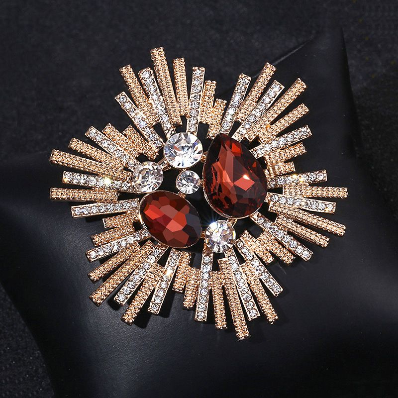 Ins übertrieben große Brustblume, eleganter und atmosphärischer Mantel, Brosche, Anzugzubehör_voghion.com