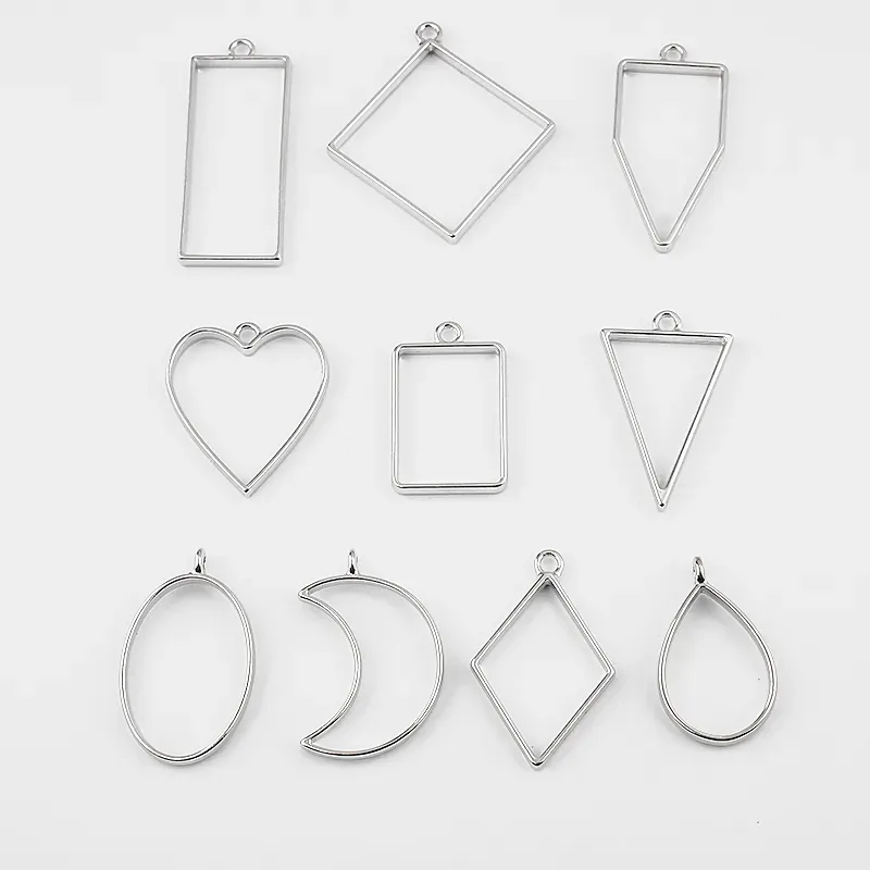 Collane con ciondolo 1 confezione 3 colori assortiti geometrici cavi pressati con cornice per gioielli artigianali in resina_voghion.com