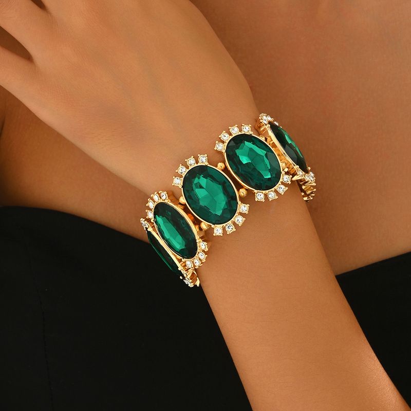 Fashionable Ladies' Bracelets, Geometric Inlaid Emerald Gemstone Design Bracelets, Retro And Versatile Bracelets, High End Feel_voghion.com