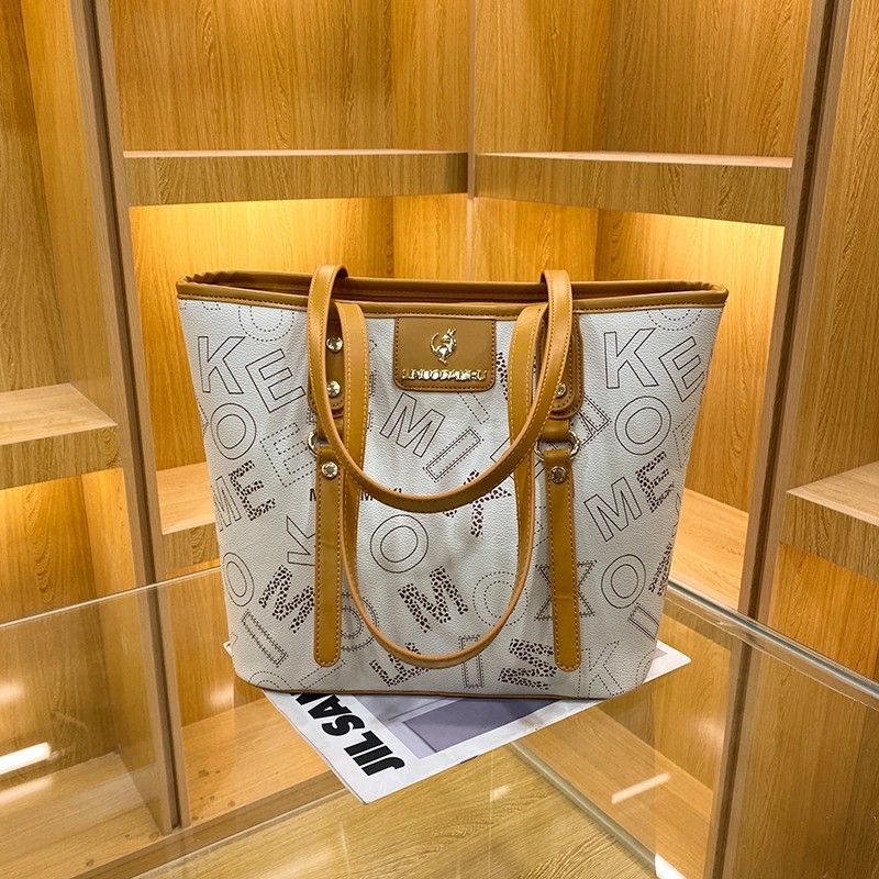 2023 New Hot Selling Letter Tote Bag Fashion Shoulder Bag Trend Handbag Classic Versatile Retro Commuter Bag_voghion.com