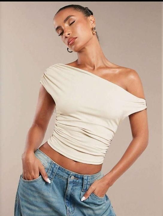 Sieviešu apģērbi vasarā Jauns, daudzpusīgs, dekoratīvs, mazs veste, kroku viena plecu siksna, īsa, seksīga sieviete_voghion.com