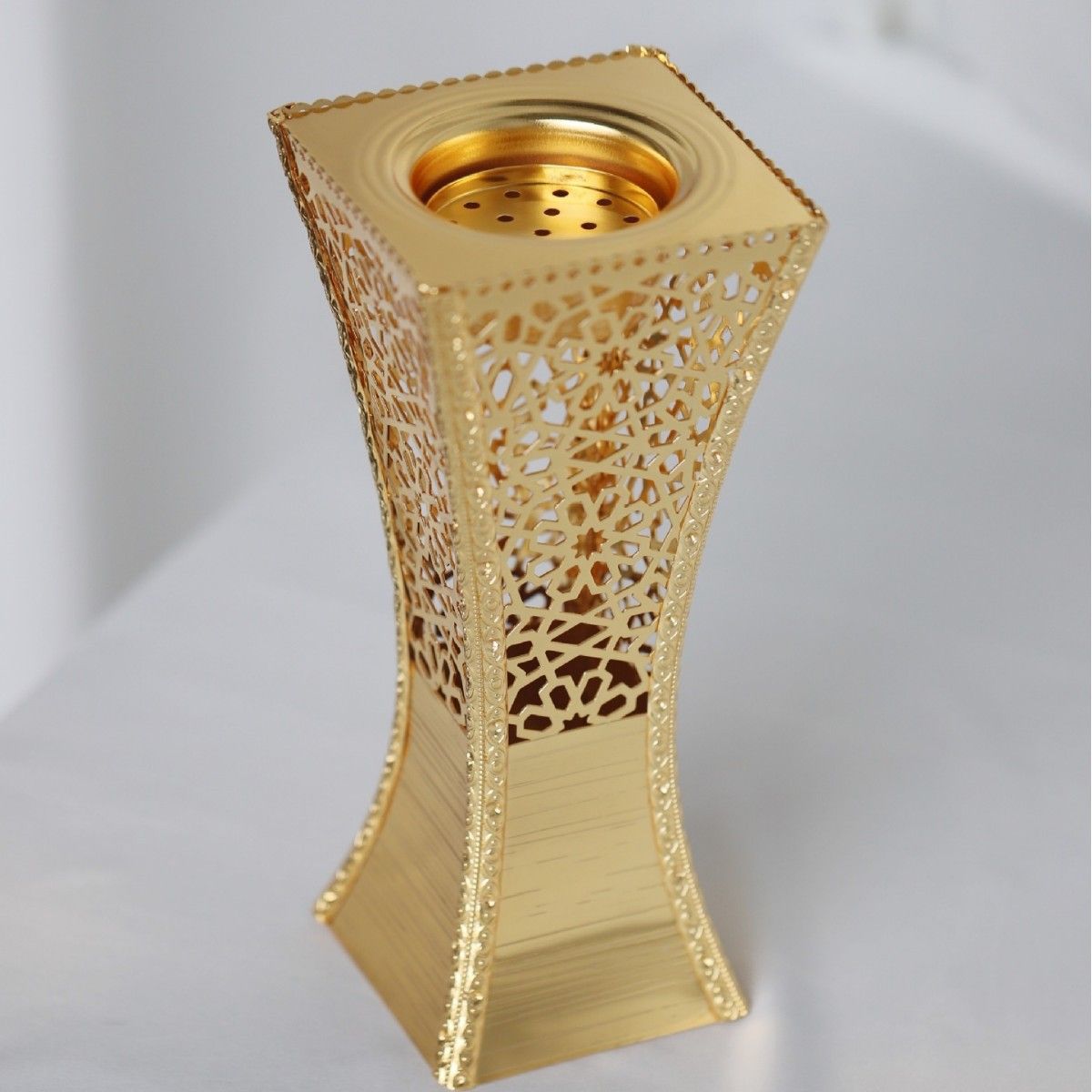 Decorazione decorativa per divano da soggiorno, in metallo cavo, arte creativa di alta qualità, bruciatore di incenso_voghion.com